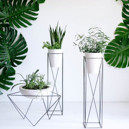 Suporturi flori cu forme geometrice