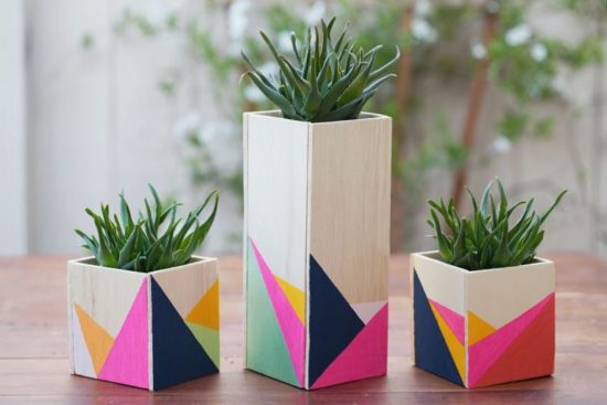 Vase flori decorate cu forme geometrice
