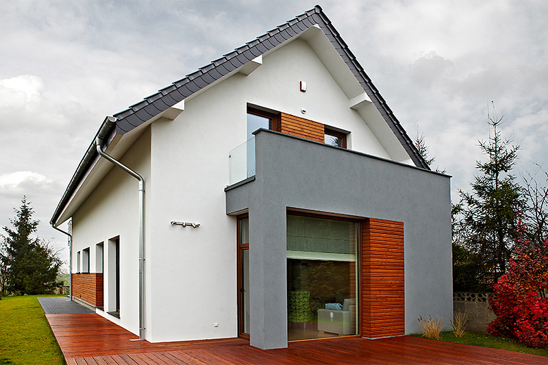 Casa cu mansarda ingusta